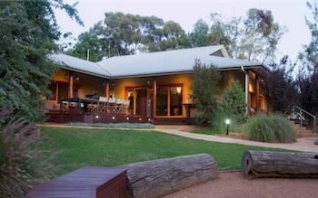 Zoofari Lodge, Taronga Western Plains Zoo - Holiday Byron Bay 5