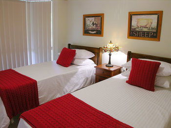 Apple Tree Cottage & Studio - Holiday Byron Bay 8