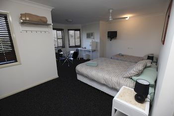 Across Country Motel And Serviced Apartments - Holiday Byron Bay 9