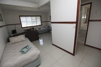 Across Country Motel And Serviced Apartments - Holiday Byron Bay 21