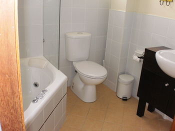 Rooftops Bed & Breakfast - Holiday Byron Bay 17