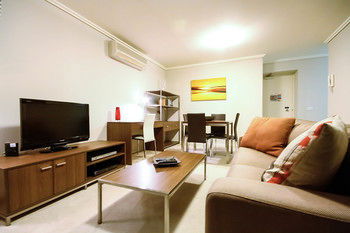 Amazing City Apartment - Holiday Byron Bay 29