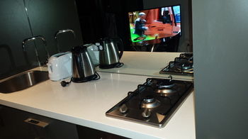 Amazing Accommodations South Yarra - Holiday Byron Bay 1