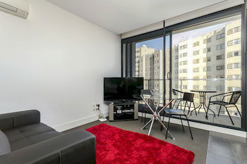 Amazing Accommodations South Yarra - Holiday Byron Bay 9