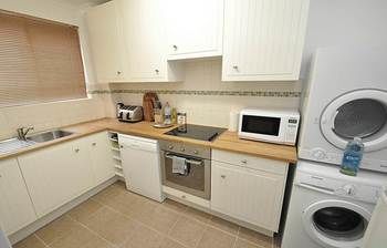 North Ryde 7 Khrt Furnished Apartment - Holiday Byron Bay 4