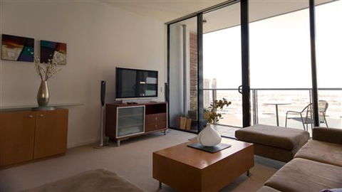 Apartments Melbourne Domain Docklands - Holiday Byron Bay 3