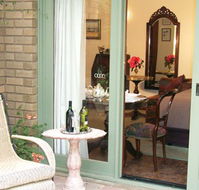 Forlonge Bed  Breakfast - Holiday Byron Bay