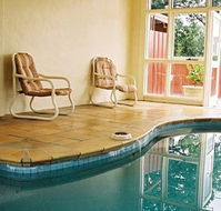 Ballarat Central City Motor Inn - Holiday Byron Bay