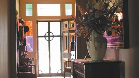 Abergeldie Bed & Breakfast - Holiday Byron Bay 3