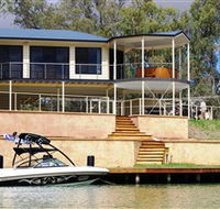 Cascades on the River - Holiday Byron Bay