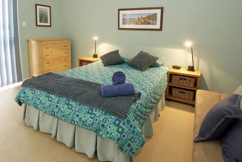 Albany Harbourside Apartments And Houses - Holiday Byron Bay 1