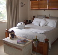 Ayr Bed and Breakfast on McIntyre - Holiday Byron Bay