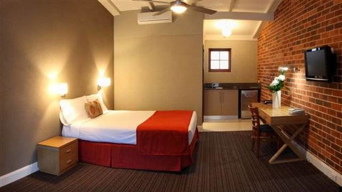 Rose & Crown Lodge - Holiday Byron Bay 1