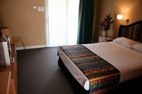 Rose & Crown Lodge - Holiday Byron Bay 0