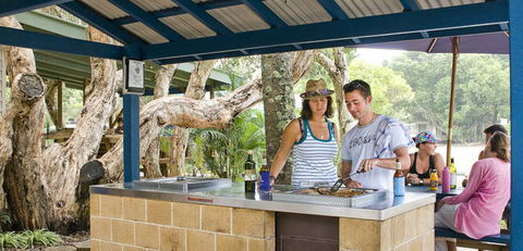 Suffolk Beachfront Holiday Park - Holiday Byron Bay 3