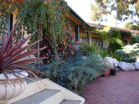 Ten Dollar Town Motel - Holiday Byron Bay 6