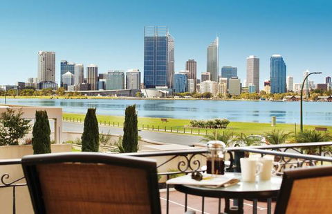 The Peninsula - Riverside Serviced Apartments - Holiday Byron Bay 6