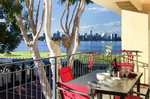 The Peninsula - Riverside Serviced Apartments - Holiday Byron Bay 8