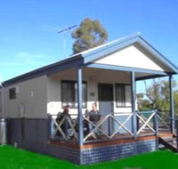 Pinjarra Cabins and Caravan Park - Holiday Byron Bay