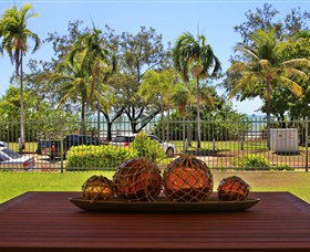 Absolute Beachfront Apartment - Holiday Byron Bay 1