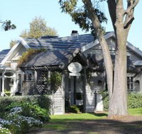 Holmwood Guest House - Holiday Byron Bay
