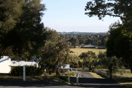 Limestone Coast Tourist Park - Holiday Byron Bay