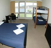 Lake Jindabyne Hotel Motel - Holiday Byron Bay