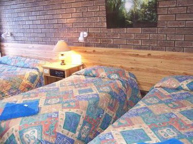 Best Western Garden Court Motel - Holiday Byron Bay 3