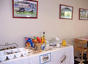 Best Western Garden Court Motel - Holiday Byron Bay 4