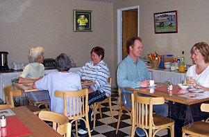 Best Western Garden Court Motel - Holiday Byron Bay 5