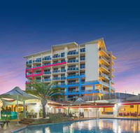 Clarion Hotel Mackay Marina - Holiday Byron Bay