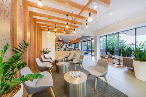 Abode Woden - Holiday Byron Bay 5