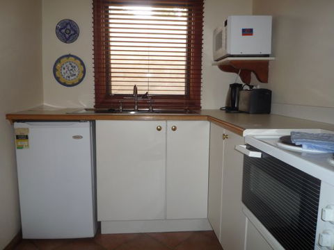 Apartments On-The-Park: The Studio - Holiday Byron Bay 10