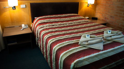 Angaston Vineyards Motel - Holiday Byron Bay 0