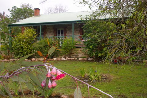 Naimanya Cottage - Holiday Byron Bay 0