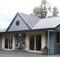 Auburn Pavilions - Holiday Byron Bay