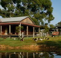Tobruk Sydney Farm Stay - Holiday Byron Bay