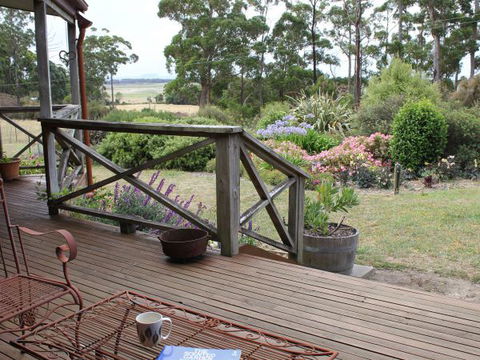 Eagle's Roost Farmstay B&B - Holiday Byron Bay 4
