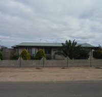 Shore is Nice - Holiday Byron Bay