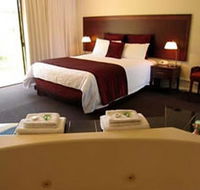 Comfort Inn Deakin Palms - Holiday Byron Bay