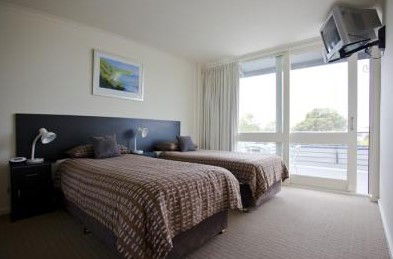 Benjac Promotions P/L - Holiday Byron Bay 1