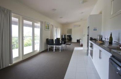 Benjac Promotions P/L - Holiday Byron Bay 3