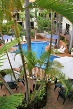 Aussie Resort Burleigh - Holiday Byron Bay 2