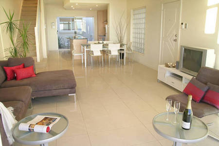 Adelaide Luxury Beach House - Holiday Byron Bay 1