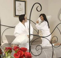 Wine  Roses Bed  Breakfast - Holiday Byron Bay
