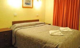 Alanvale Apartments & Motor Inn - Holiday Byron Bay 2