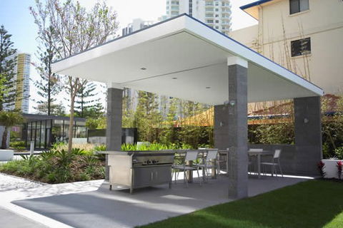 Ultra Broadbeach - Holiday Byron Bay 2