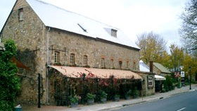Hahndorf Old Mill Hotel - Holiday Byron Bay 4