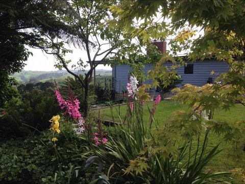Halcyon Cottage Retreat - Self Contained Accommodation - Holiday Byron Bay 0