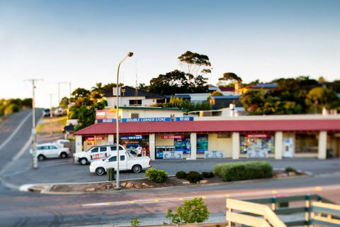 Adventure Backpackers - Holiday Byron Bay 6